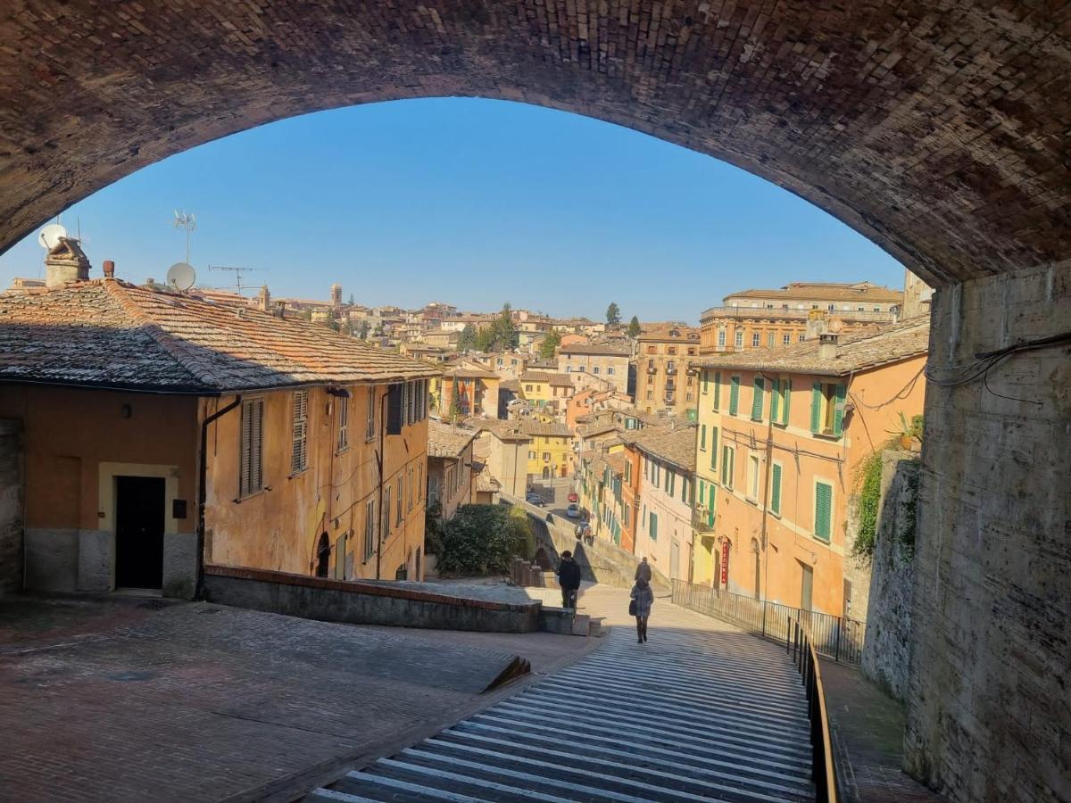 Artist Apartment Centro Storico Perugia Bagian luar foto