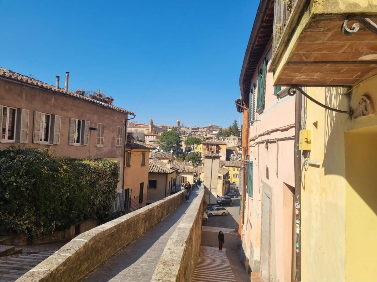 Artist Apartment Centro Storico Perugia Bagian luar foto
